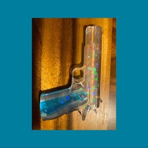 Resin gun decor
